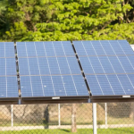 A energia solar, que usa fotônica, é um assunto em alta na COP 30. - Foto: Soninha Vill/Giz